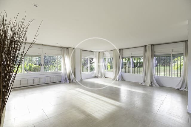 7 chambre Villa/Maison à vendre à Sant Andreu de Llavaneres avec piscine - 1 950 000 € (Ref: 7980537)