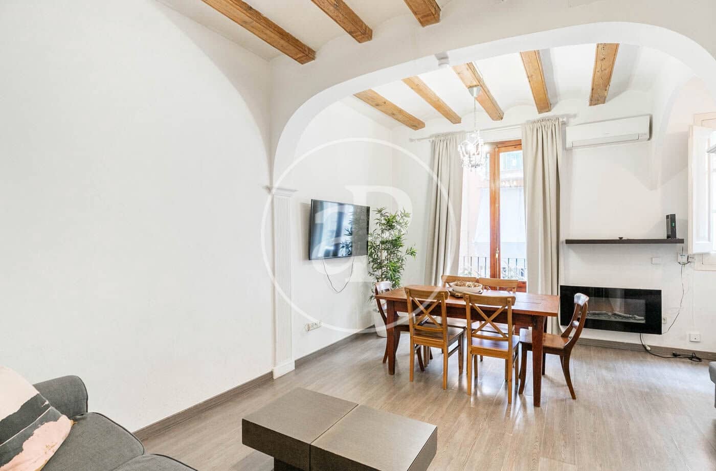 2 soveværelse Lejlighed til salg i Barcelona by - € 375.000 (Ref: 8086401)