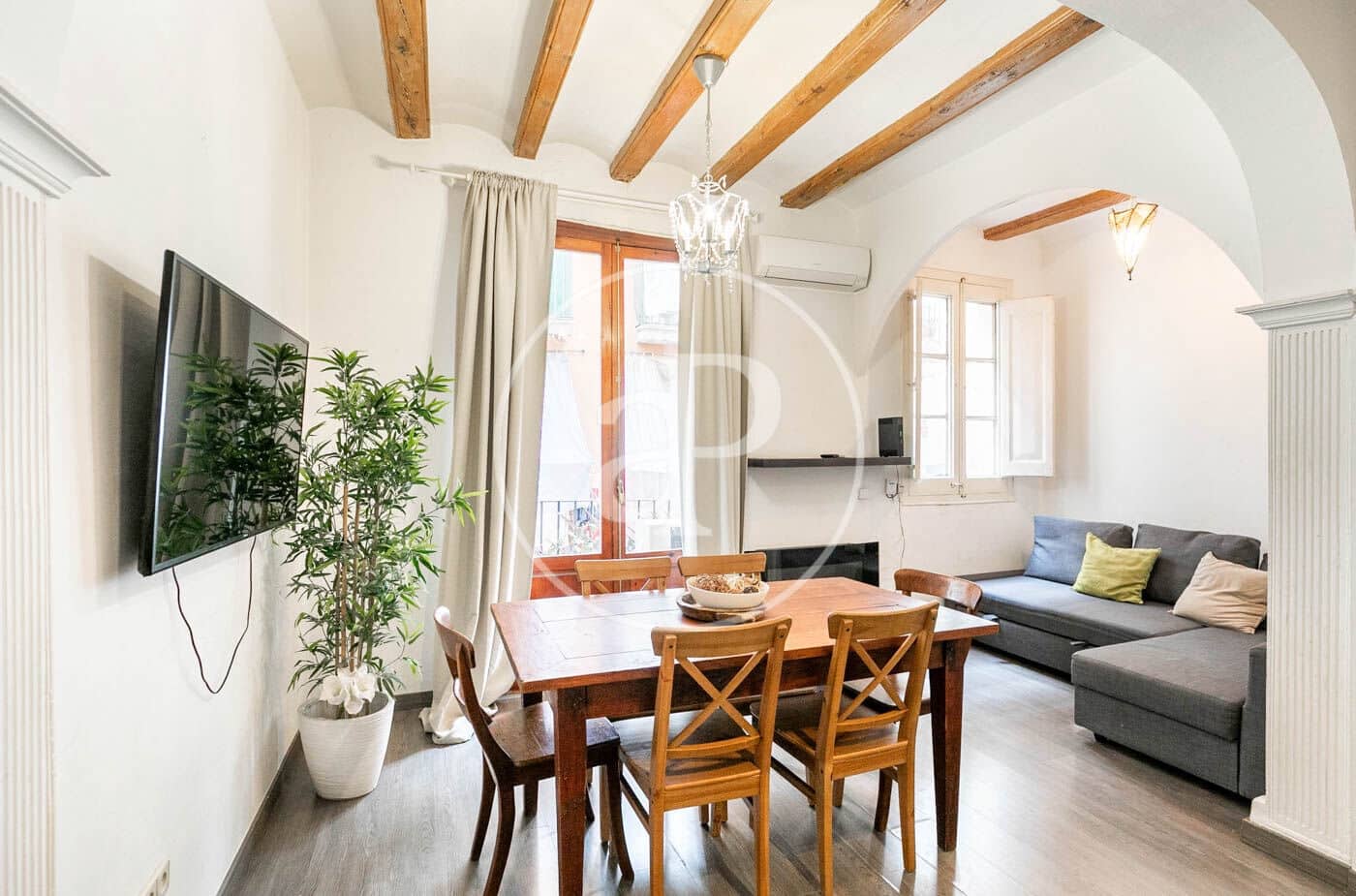 2 soveværelse Lejlighed til salg i Barcelona by - € 375.000 (Ref: 8086401)