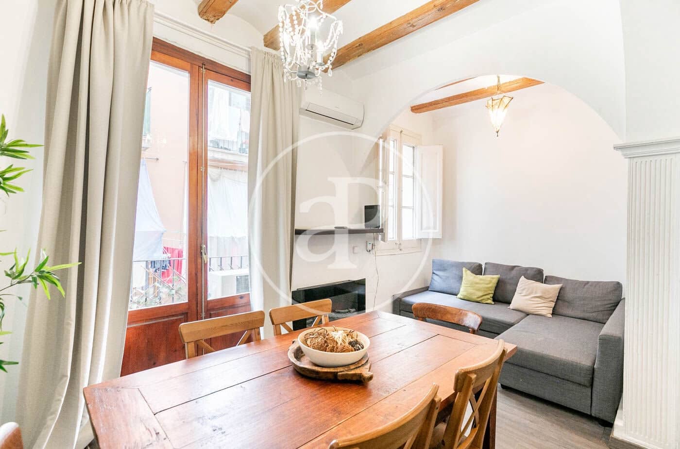 2 soveværelse Lejlighed til salg i Barcelona by - € 375.000 (Ref: 8086401)