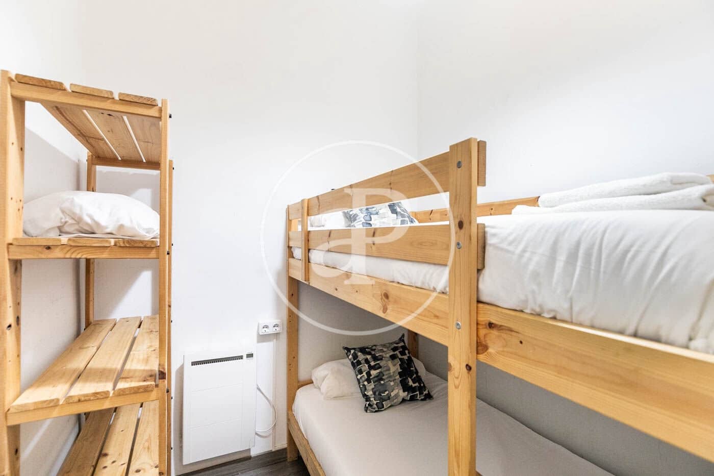 2 soveværelse Lejlighed til salg i Barcelona by - € 375.000 (Ref: 8086401)