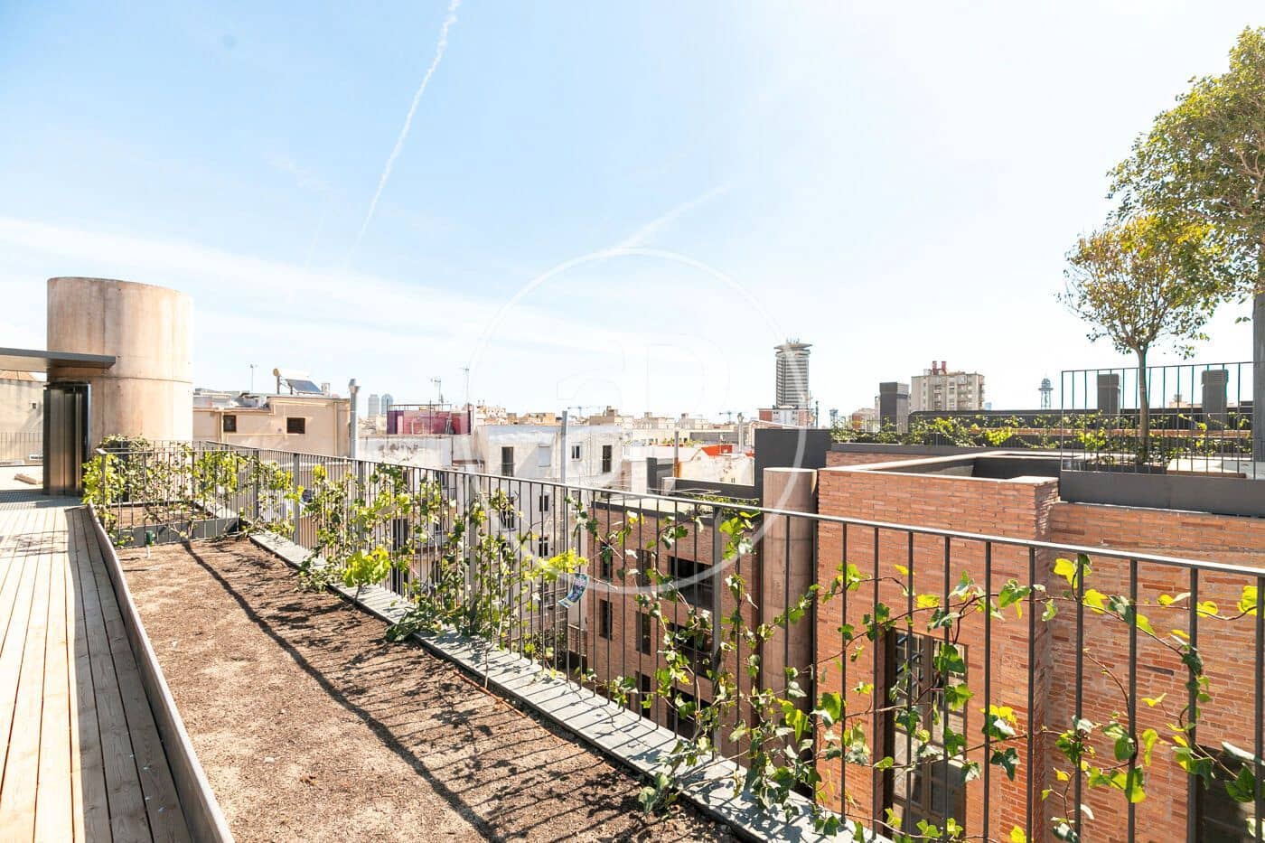 2 bedroom Flat for rent in El Raval, Barcelona city with pool € 1,400