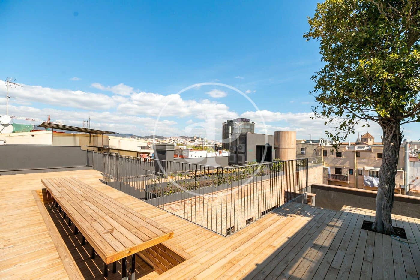 2 bedroom Flat for rent in El Raval, Barcelona city with pool € 1,400