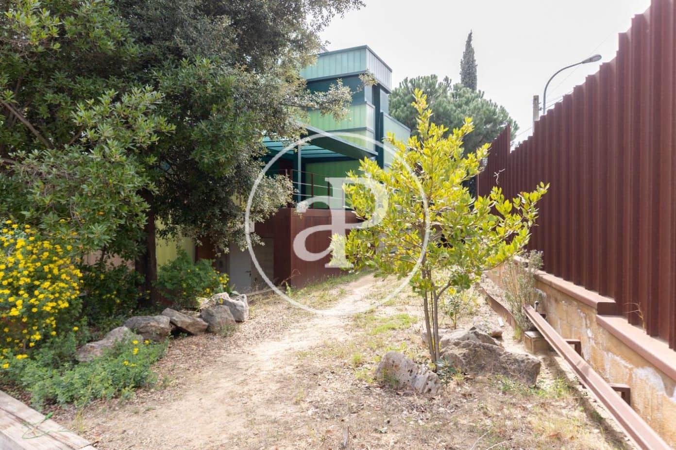 6 soverom Villa til salgs i Bellaterra - € 995 000 (Ref: 8107677)