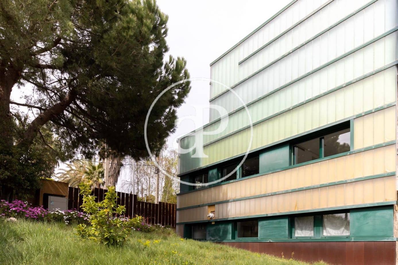 6 soverom Villa til salgs i Bellaterra - € 995 000 (Ref: 8107677)