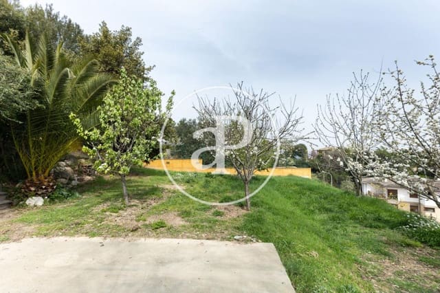 6 slaapkamer Villa te koop in Bellaterra, Cerdanyola del Vallès - € 995.000 (Ref: 8107677)