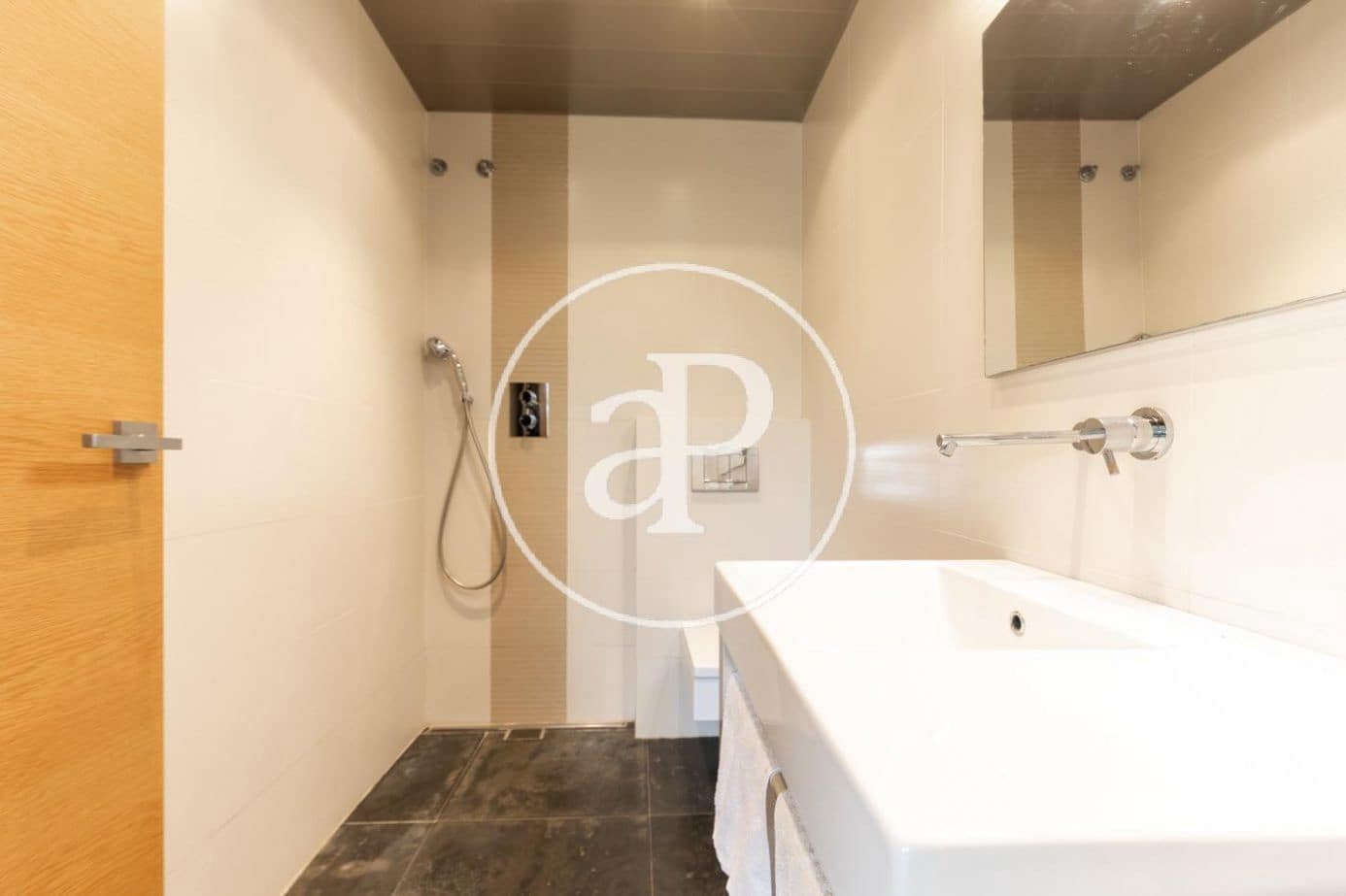 6 soverom Villa til salgs i Bellaterra - € 995 000 (Ref: 8107677)