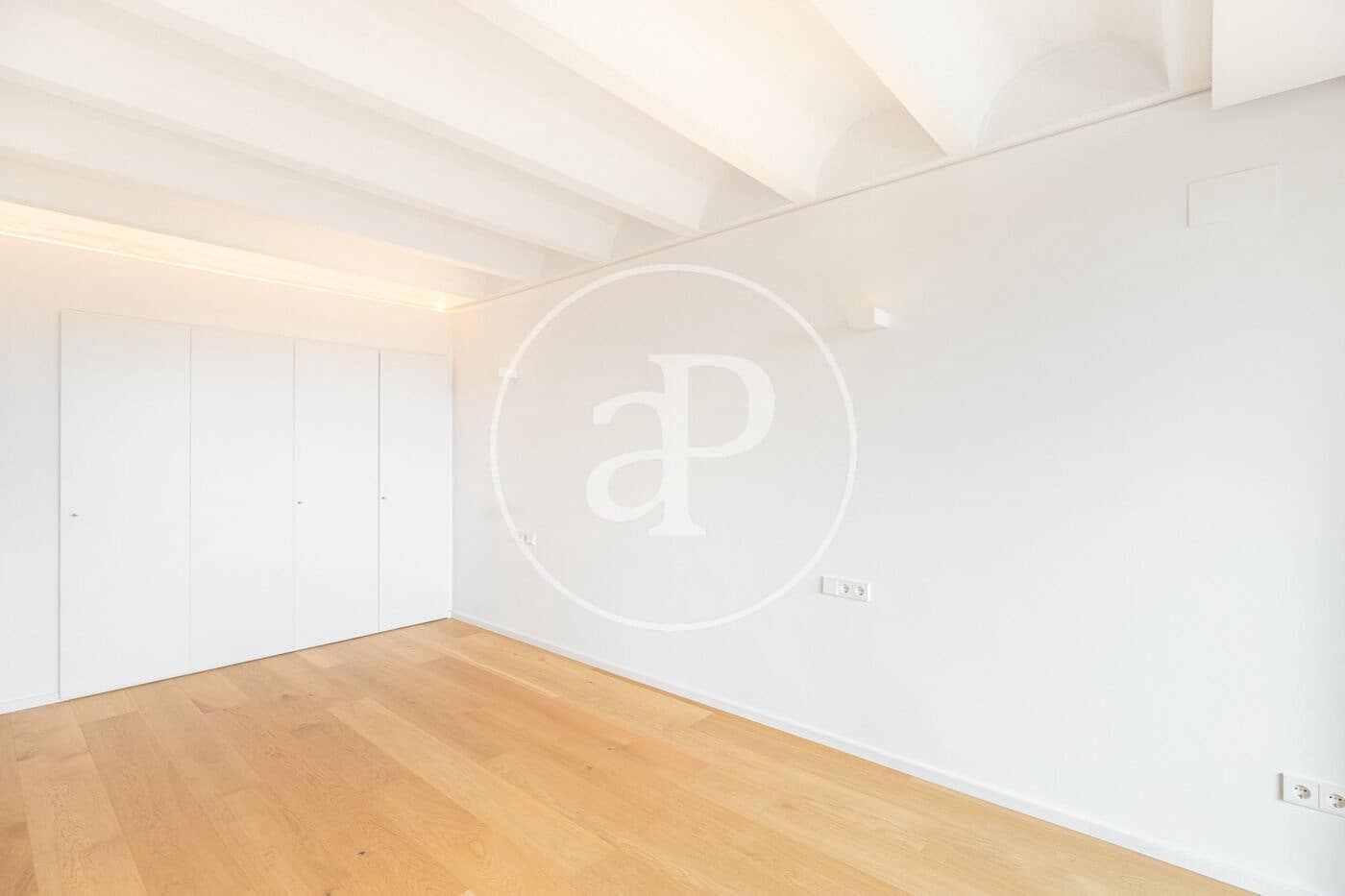 7 soveværelse Penthouse til salg i Barcelona by med swimmingpool - € 5.800.000 (Ref: 8201074)