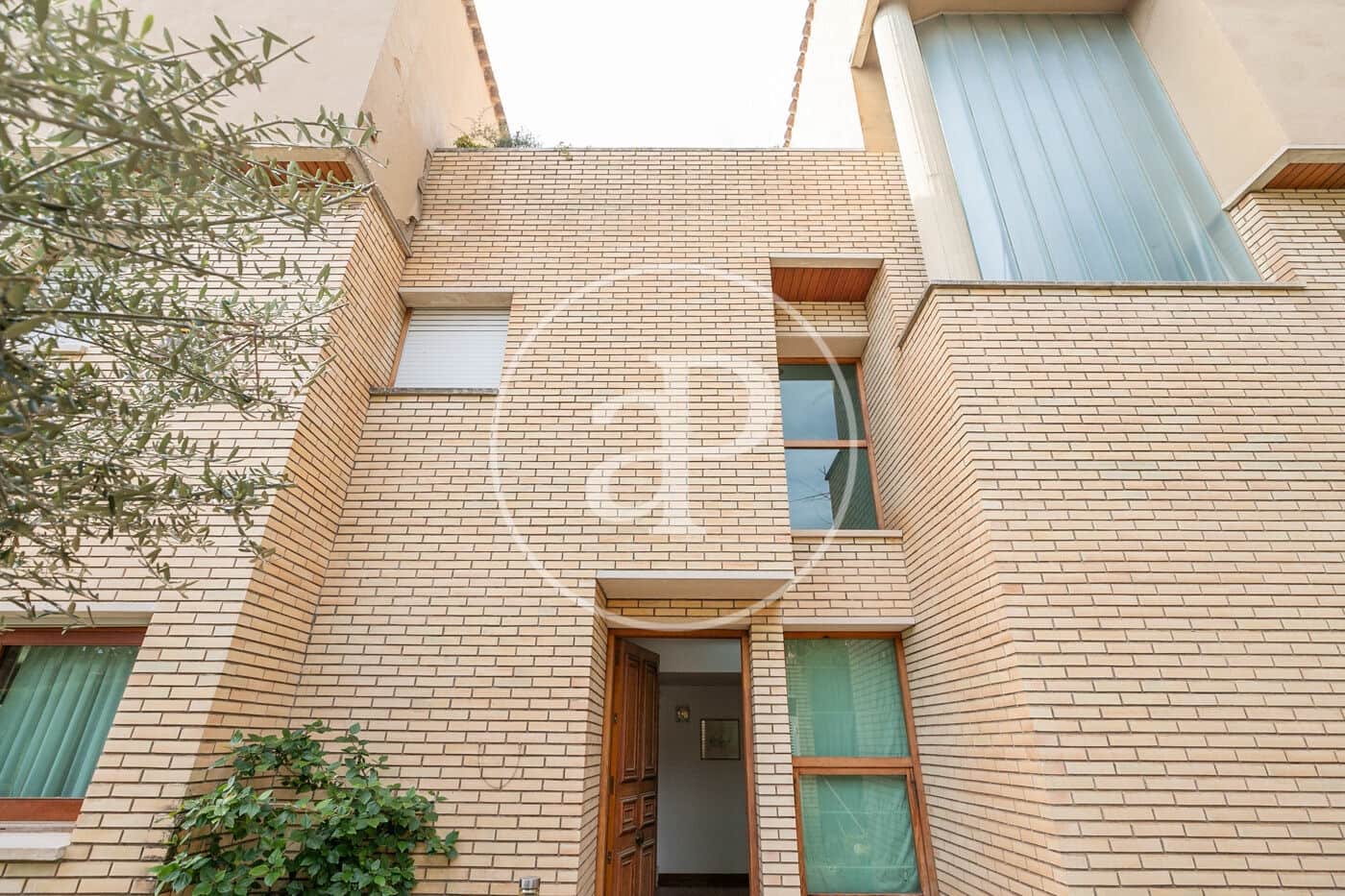 5 soveværelse Villa til salg i Esplugues de Llobregat - € 2.450.000 (Ref: 8201101)