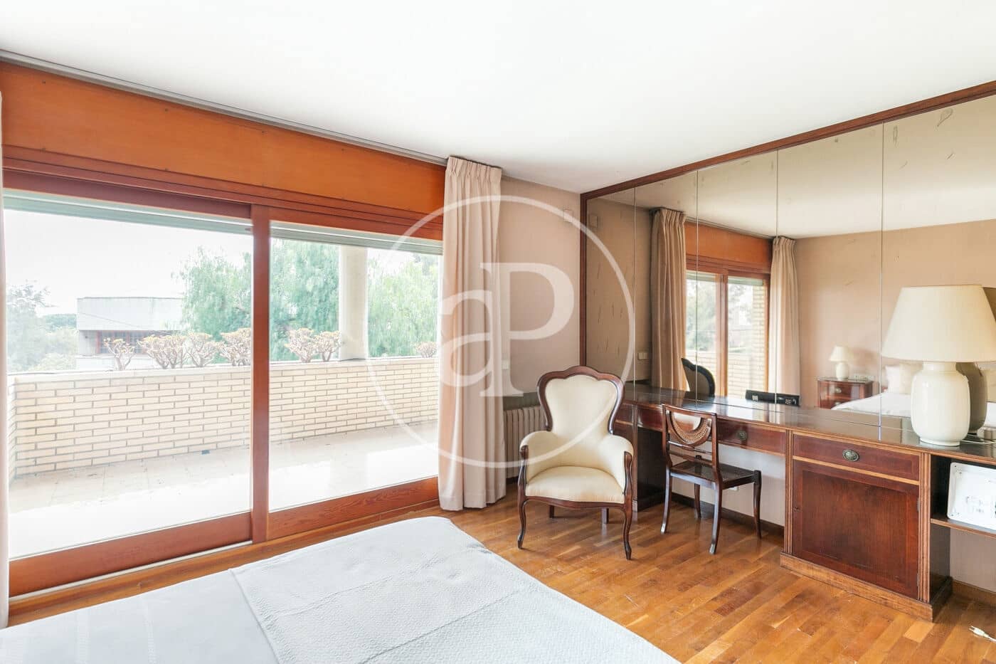 5 soveværelse Villa til salg i Esplugues de Llobregat - € 2.450.000 (Ref: 8201101)