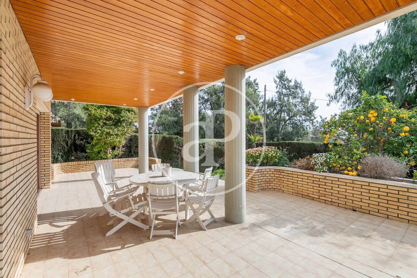 5 soveværelse Villa til salg i Esplugues de Llobregat - € 2.450.000 (Ref: 8201101)