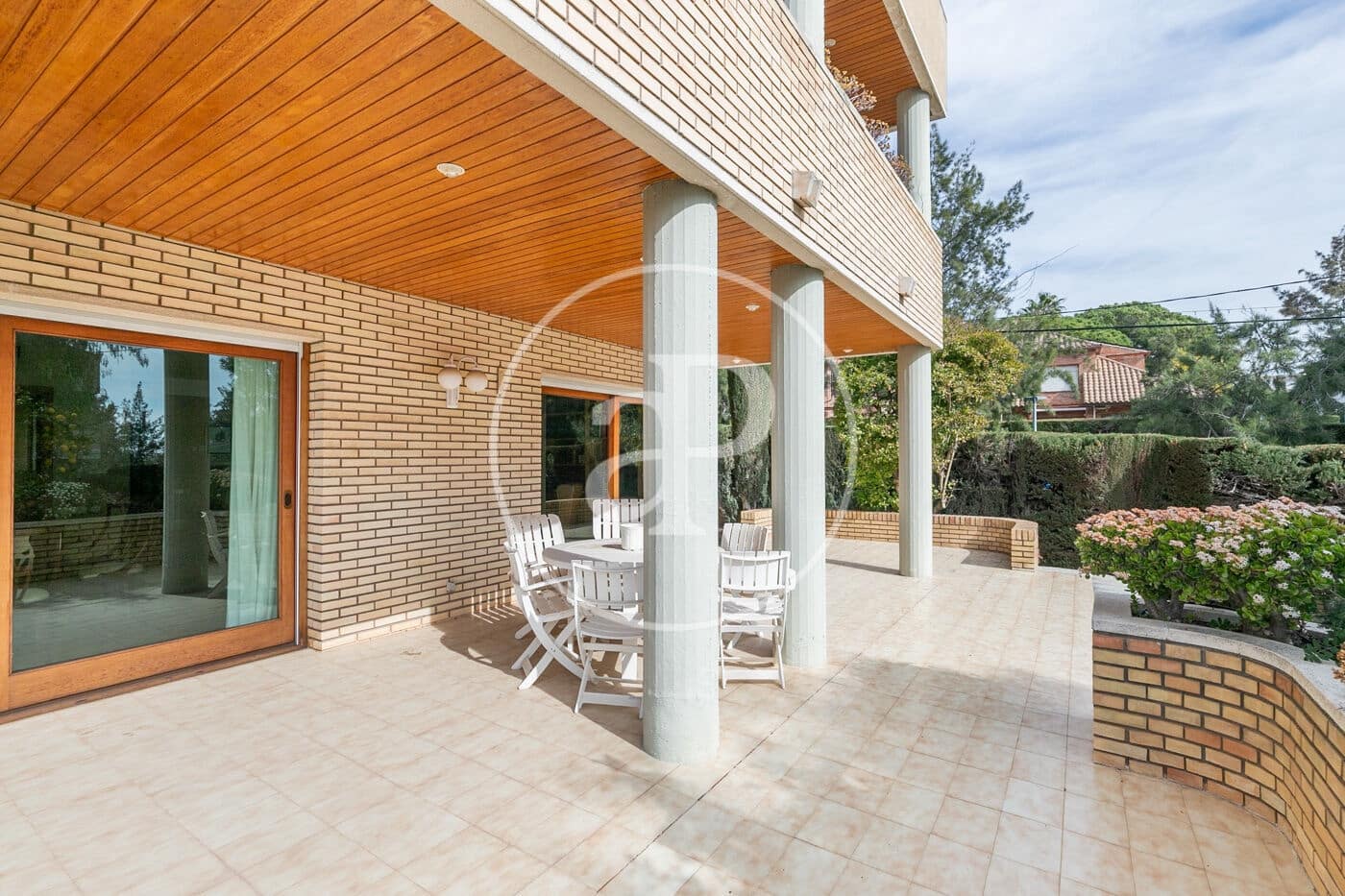 5 soveværelse Villa til salg i Esplugues de Llobregat - € 2.450.000 (Ref: 8201101)