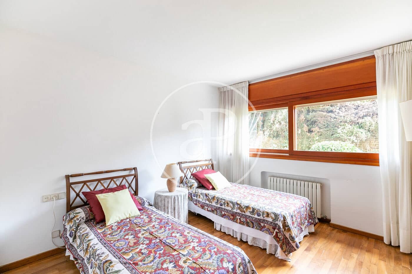 5 soveværelse Villa til salg i Esplugues de Llobregat - € 2.450.000 (Ref: 8201101)