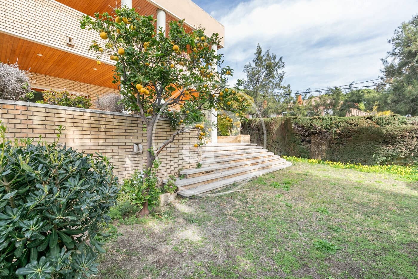 5 soveværelse Villa til salg i Esplugues de Llobregat - € 2.450.000 (Ref: 8201101)