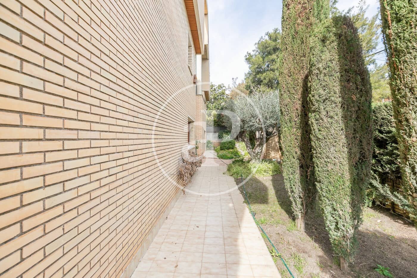 5 soveværelse Villa til salg i Esplugues de Llobregat - € 2.450.000 (Ref: 8201101)