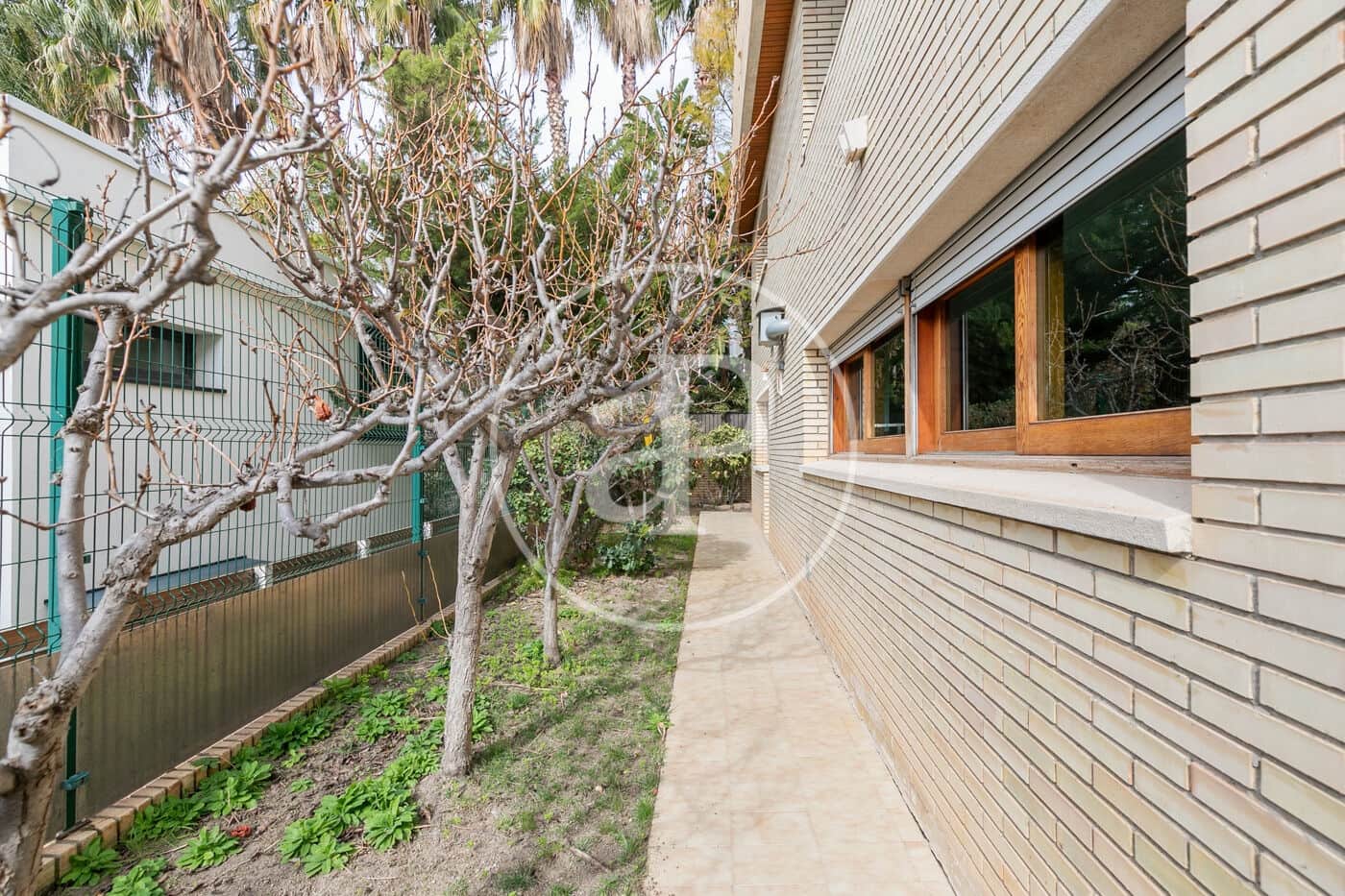 5 soveværelse Villa til salg i Esplugues de Llobregat - € 2.450.000 (Ref: 8201101)