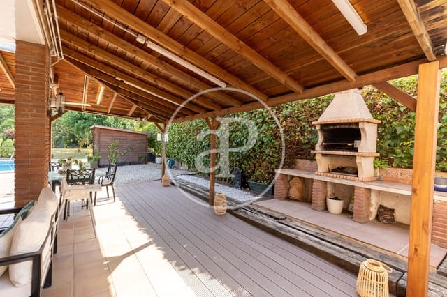 6 sypialnia Willa na sprzedaż w Sant Quirze del Vallès z basenem - 1 250 000 € (Ref: 8201235)