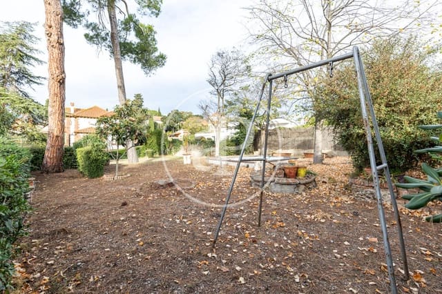 5 bedroom Villa for sale in Valldoreix, Sant Cugat del Vallès with pool - € 1,400,000 (Ref: 8206373)