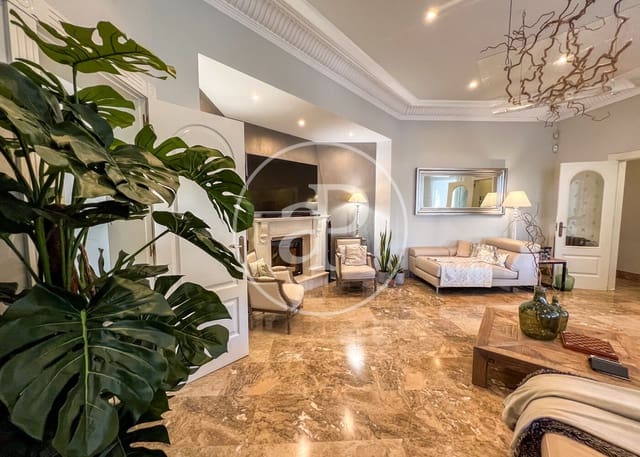 5 soverom Villa til salgs i Matadepera med svømmebasseng - € 1 298 000 (Ref: 8220008)