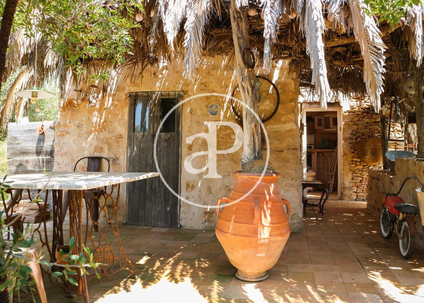 8 soveværelse Villa til salg i Formentera kommune med swimmingpool - € 6.000.000 (Ref: 8285209)