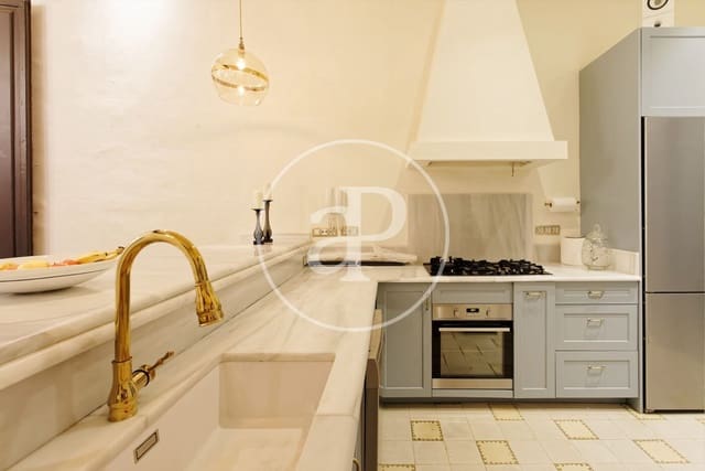 7 quarto Apartamento para venda em El Raval, Barcelona cidade - 1 790 000 € (Ref: 8316969)