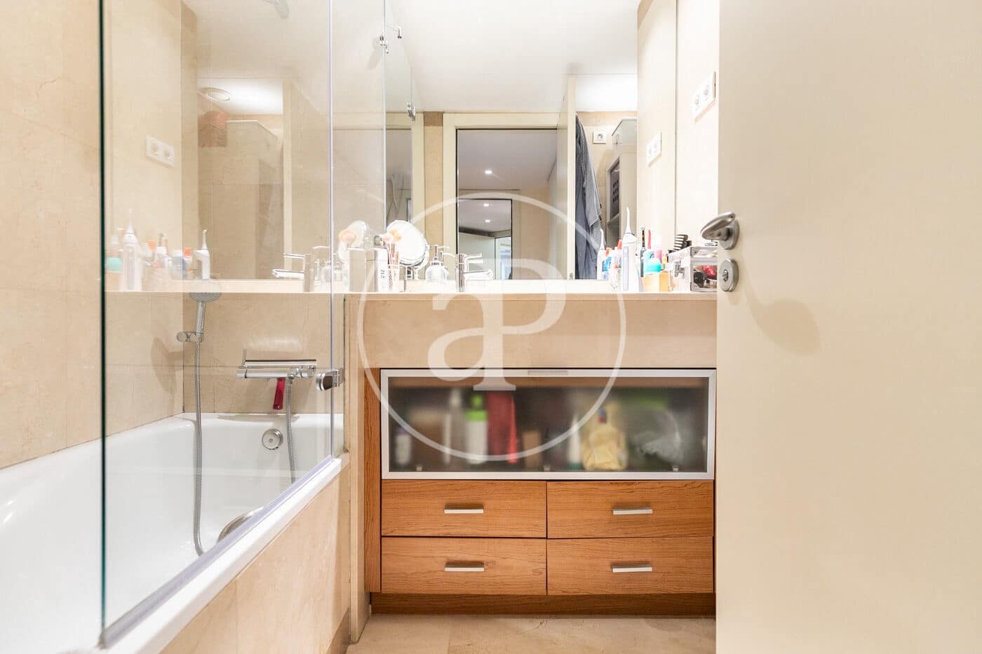 3 soveværelse Lejlighed til salg i Barcelona by med swimmingpool - € 865.000 (Ref: 8321484)