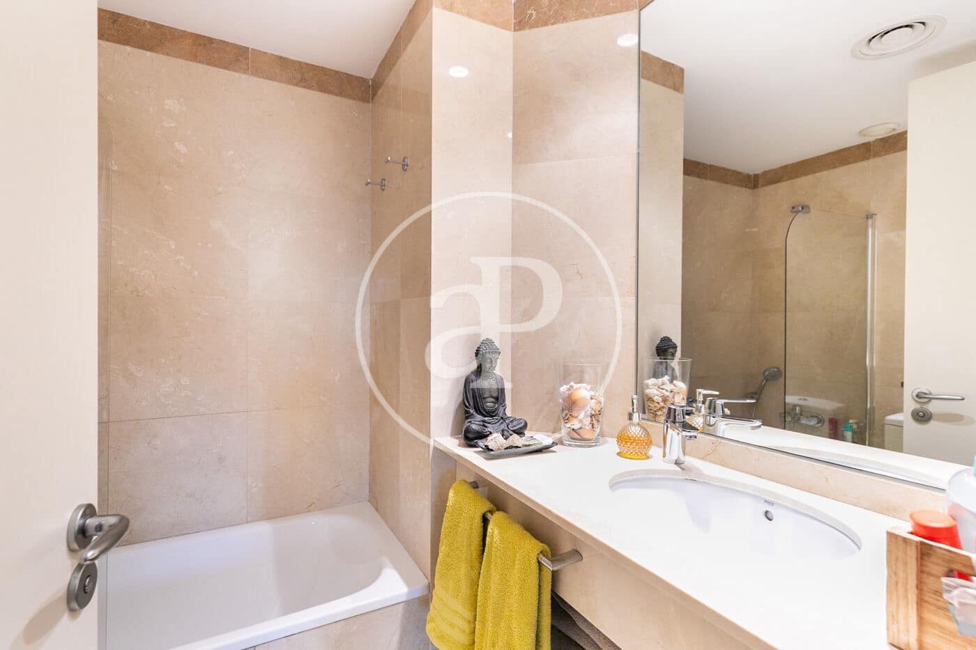 3 soveværelse Lejlighed til salg i Barcelona by med swimmingpool - € 865.000 (Ref: 8321484)