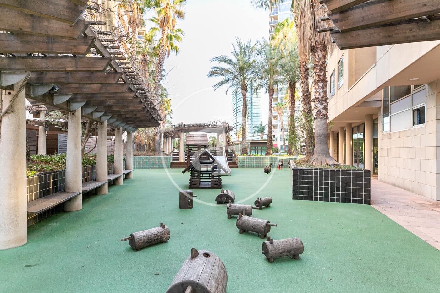 3 soveværelse Lejlighed til salg i Barcelona by med swimmingpool - € 865.000 (Ref: 8321484)