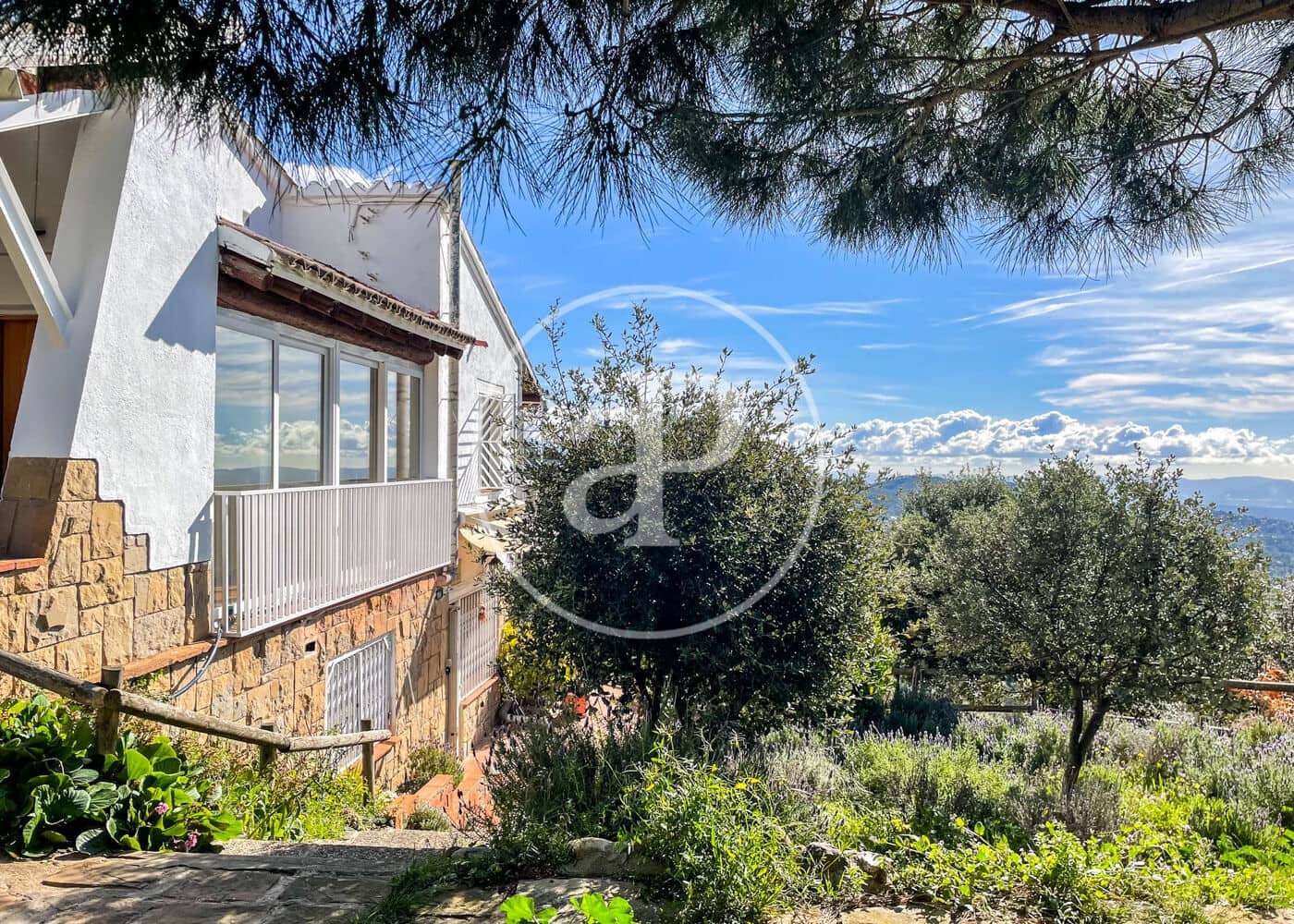 7 soveværelse Villa til salg i Matadepera med swimmingpool - € 875.000 (Ref: 8332132)