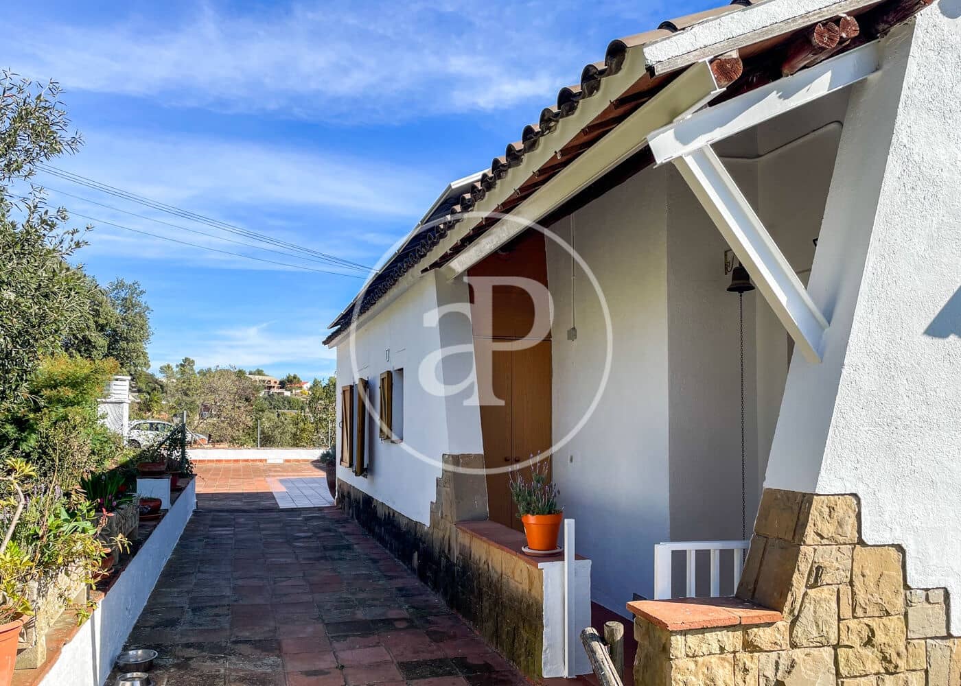 7 soveværelse Villa til salg i Matadepera med swimmingpool - € 875.000 (Ref: 8332132)