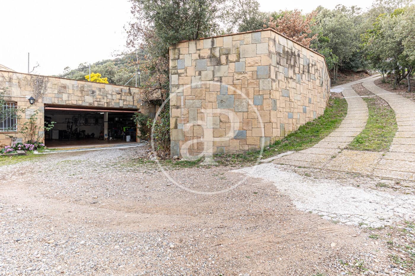 7 soveværelse Villa til salg i Matadepera med swimmingpool - € 875.000 (Ref: 8332132)