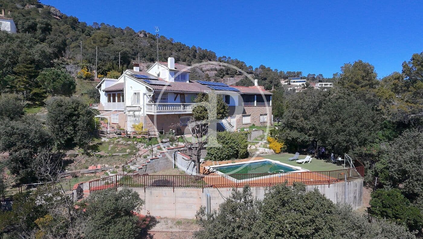 7 soveværelse Villa til salg i Matadepera med swimmingpool - € 875.000 (Ref: 8332132)