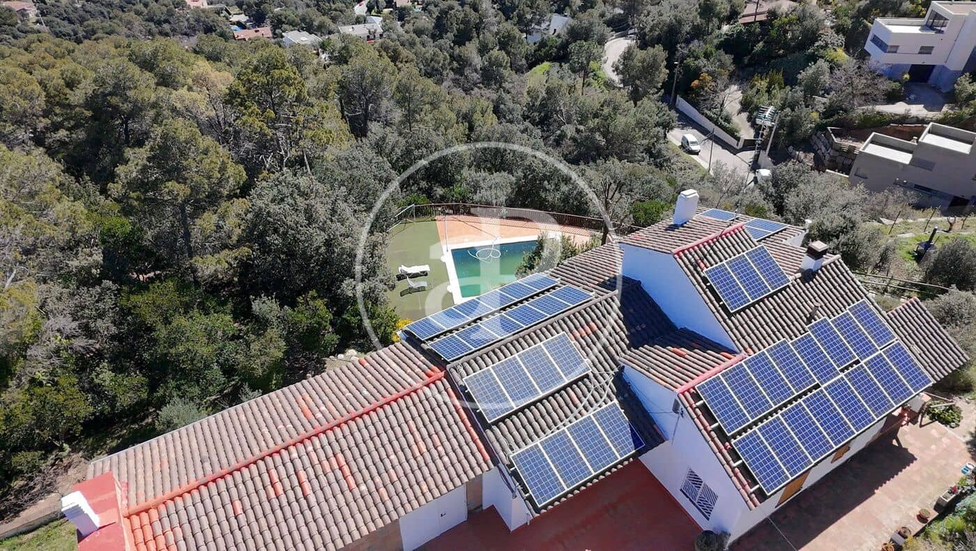 7 soveværelse Villa til salg i Matadepera med swimmingpool - € 875.000 (Ref: 8332132)