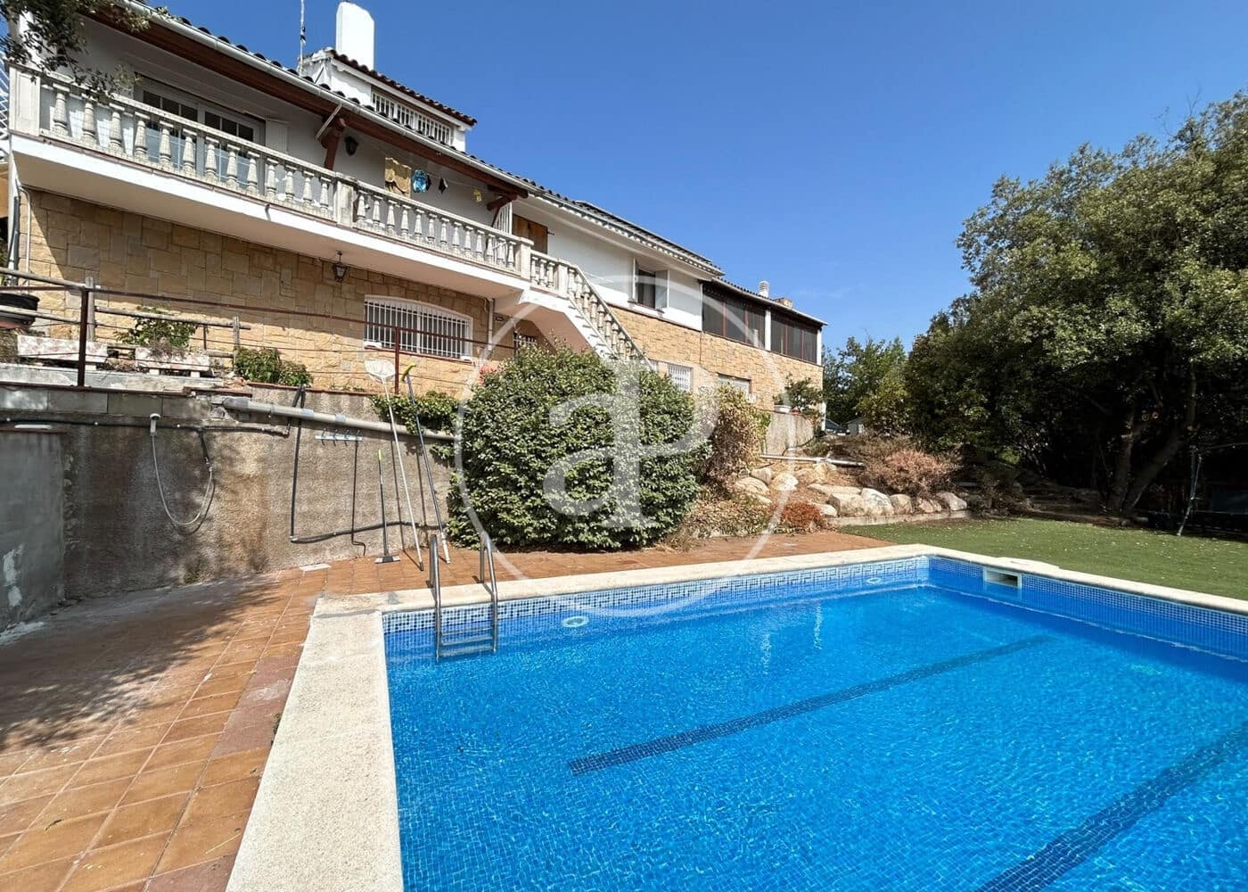 7 sypialnia Willa na sprzedaż w Matadepera z basenem garażem - 799 000 € (Ref: 8332132)