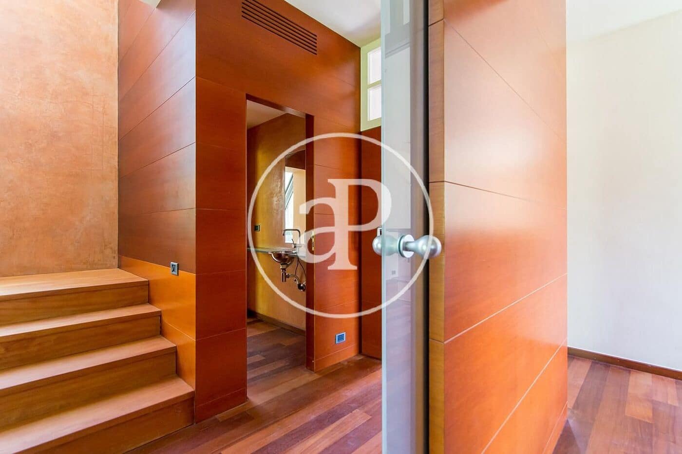 5 sypialnia Willa na sprzedaż w Miasto Barcelona z basenem - 2 900 000 € (Ref: 8370051)