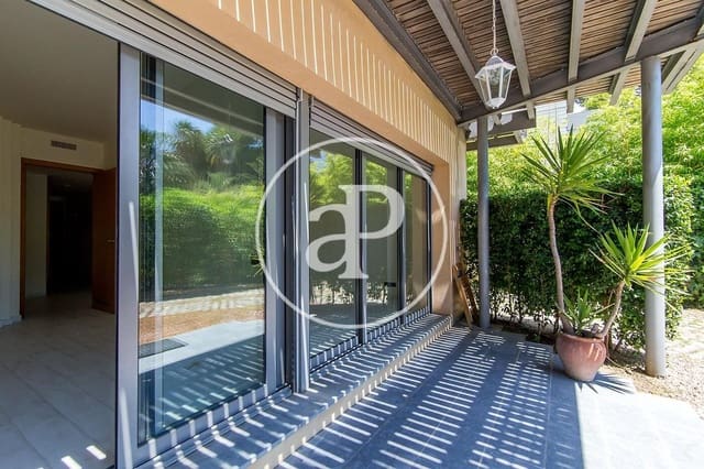 5 soveværelse Villa til salg i Pedralbes, Barcelona by med swimmingpool - € 2.900.000 (Ref: 8370051)