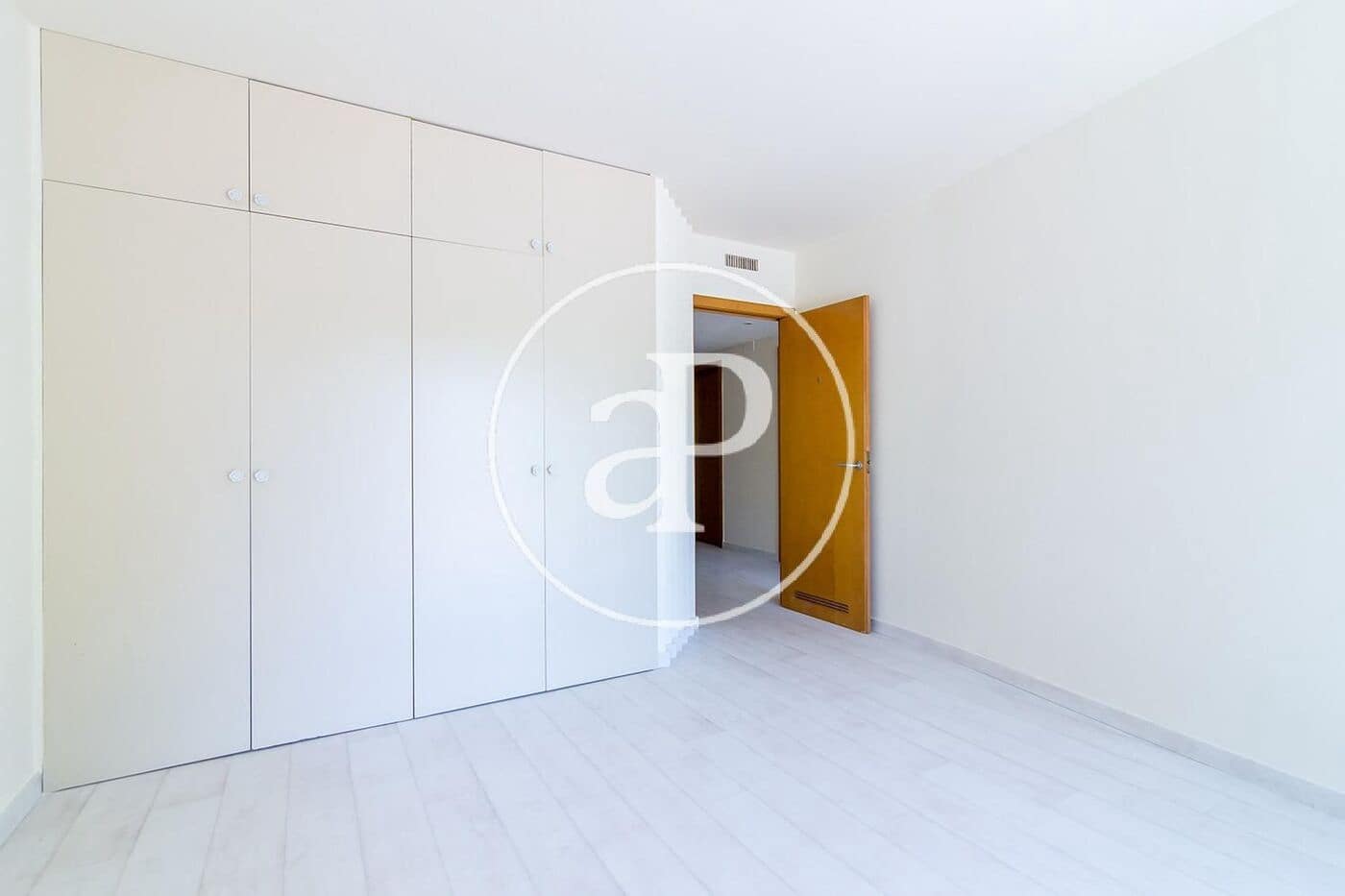 5 sypialnia Willa na sprzedaż w Miasto Barcelona z basenem - 2 900 000 € (Ref: 8370051)