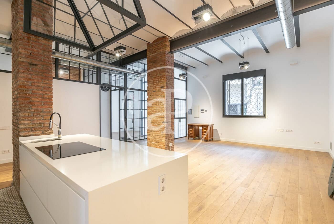 3 slaapkamer Appartement te koop in Barcelona stad - € 845.000 (Ref: 8435792)