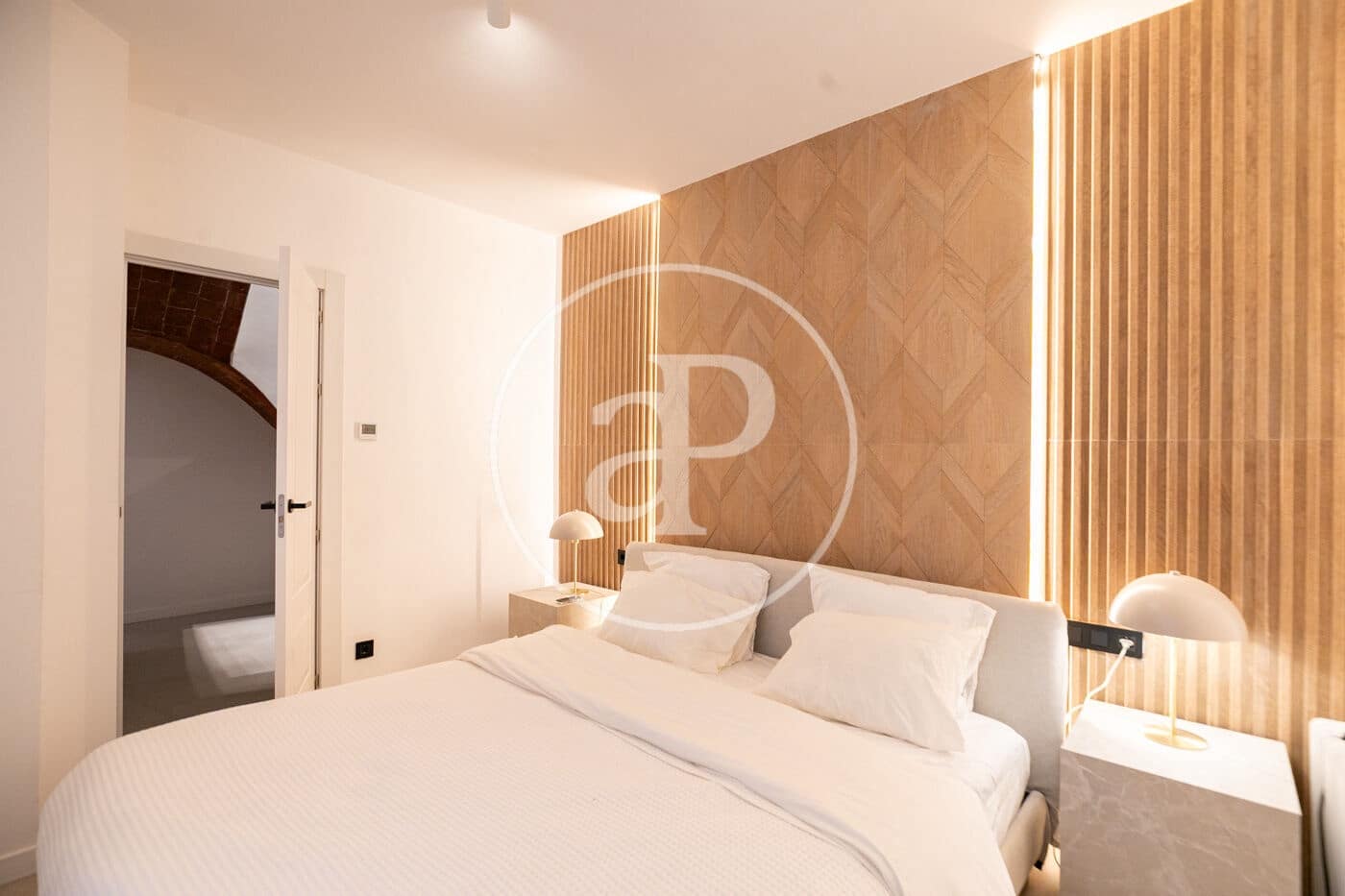 3 bedroom Apartment for sale in Barcelona city - € 795,000 (Ref: 8472808)