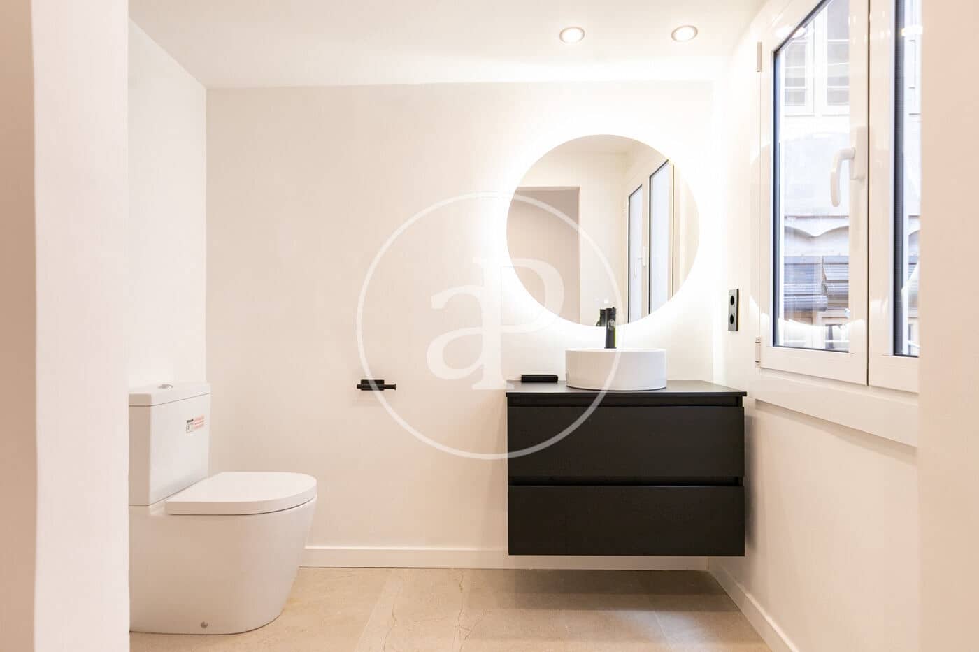 3 bedroom Apartment for sale in Barcelona city - € 795,000 (Ref: 8472808)