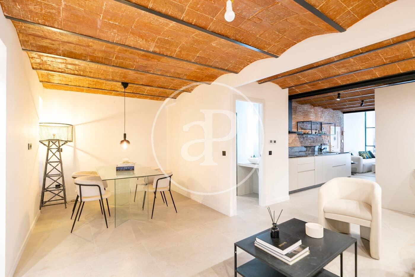 3 bedroom Apartment for sale in Barcelona city - € 795,000 (Ref: 8472808)