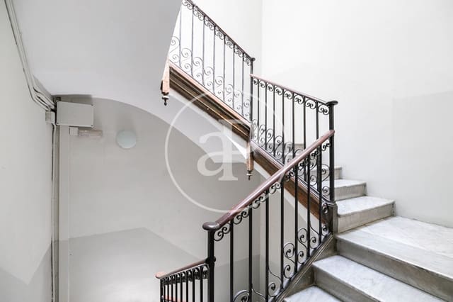 Mark till salu i El Barri Gòtic, Barcelona stad - 3 950 000 € (Ref: 8518664)