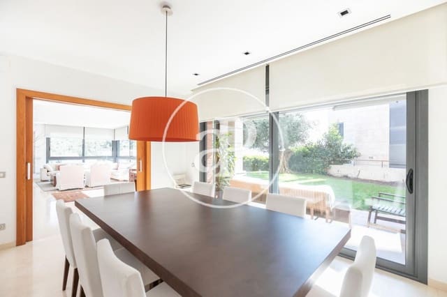 5 bedroom Villa for sale in Esplugues de Llobregat with pool - € 2,250,000 (Ref: 8536974)