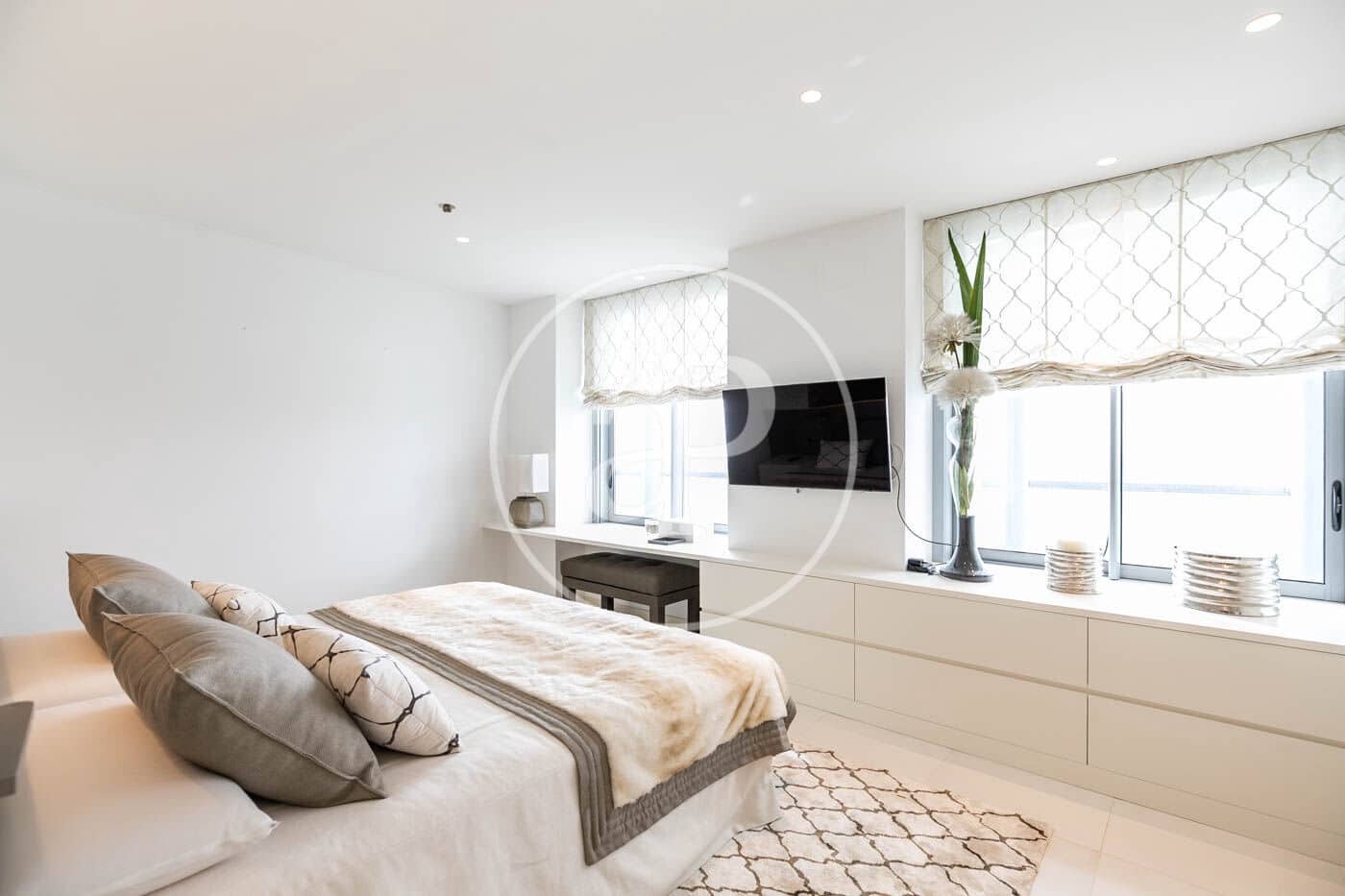 2 soverom Leilighet til salgs i Barcelona by med svømmebasseng - € 1 850 000 (Ref: 8583395)