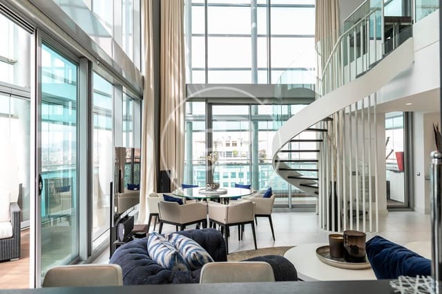2 soveværelse Lejlighed til salg i Diagonal Mar i El Front Marítim del Poblenou, Barcelona by med swimmingpool - € 1.999.000 (Ref: 8583395)