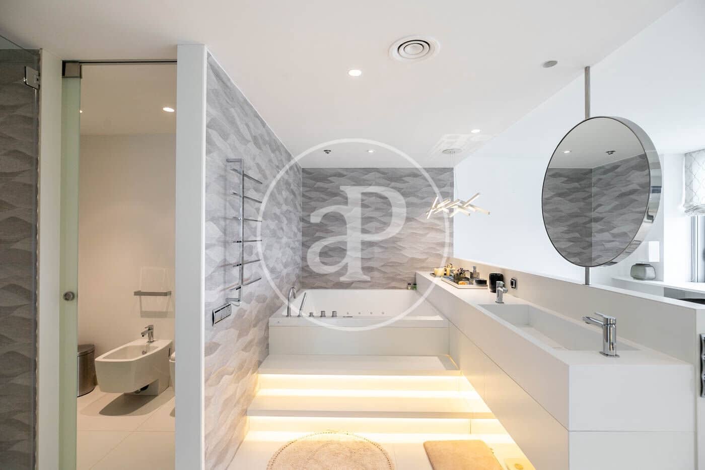 2 soverom Leilighet til salgs i Barcelona by med svømmebasseng - € 1 850 000 (Ref: 8583395)