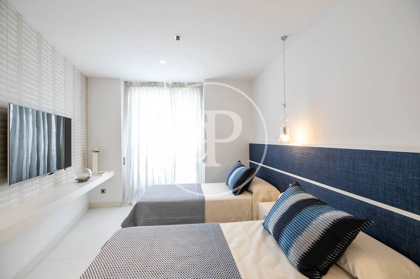 2 soverom Leilighet til salgs i Barcelona by med svømmebasseng - € 1 850 000 (Ref: 8583395)