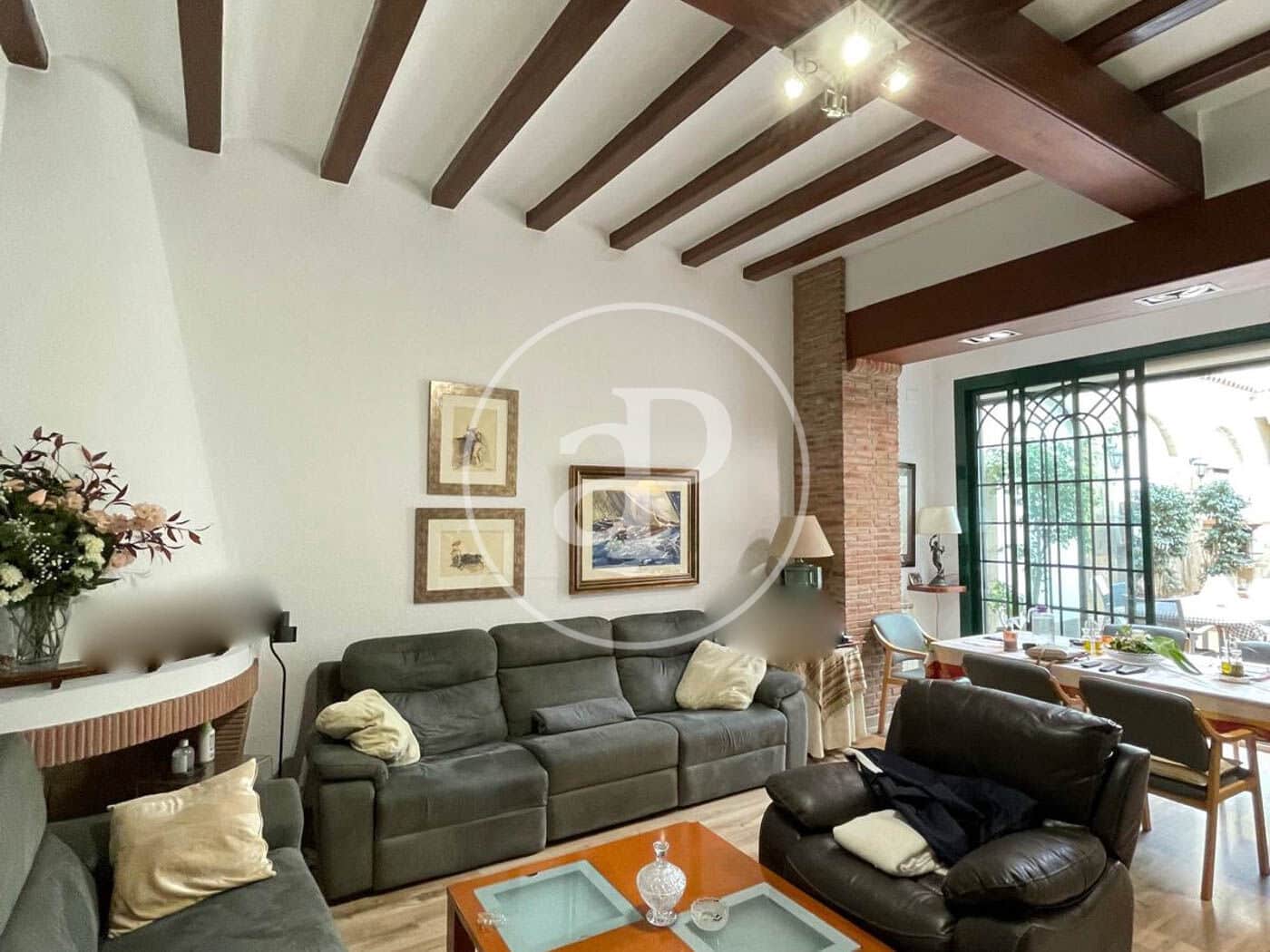 5 soveværelse Villa til salg i El Masnou - € 1.100.000 (Ref: 8620807)