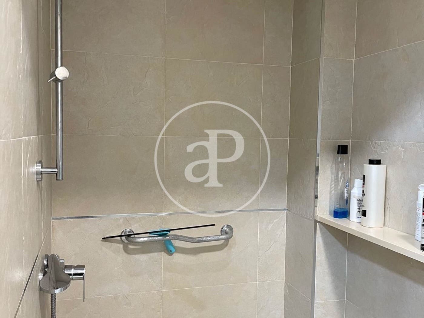 5 soveværelse Villa til salg i El Masnou - € 1.100.000 (Ref: 8620807)