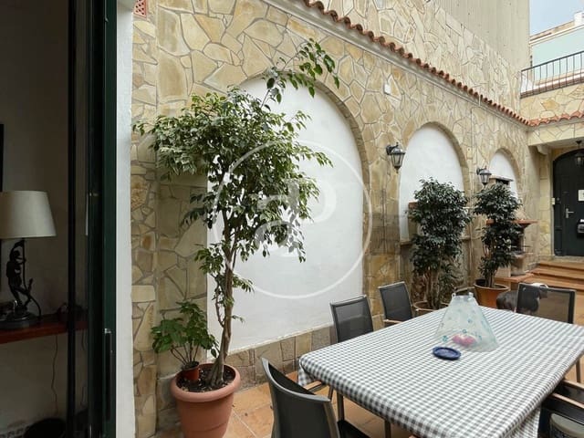 5 soverom Villa til salgs i El Masnou - € 1 100 000 (Ref: 8620807)